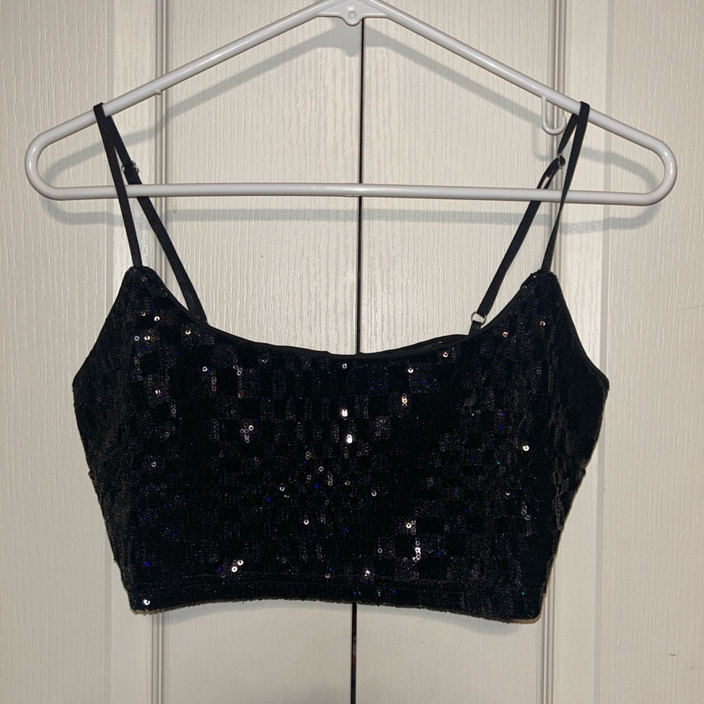Fashion Nova Glittering Black Sequin Crop Top